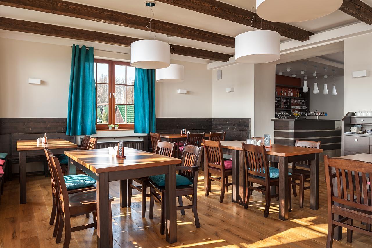 Aneta Hotel&Restaurant Vitkovice Bagian luar foto